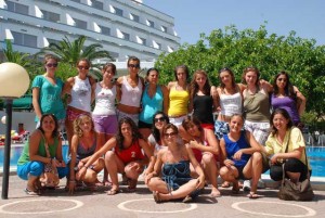 studentesse-abruzzesi le studentesse abruzzesi ospiti dell'Altalia