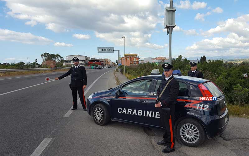 Carabinieri Locri posto di blocco