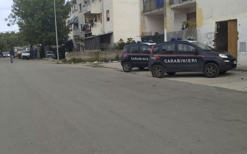 Carabinieri nel quartiere Ciambra di Gioia Tauro