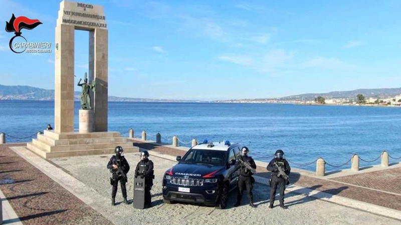 Carabinieri aliquote primo intervento a Reggio Calabria