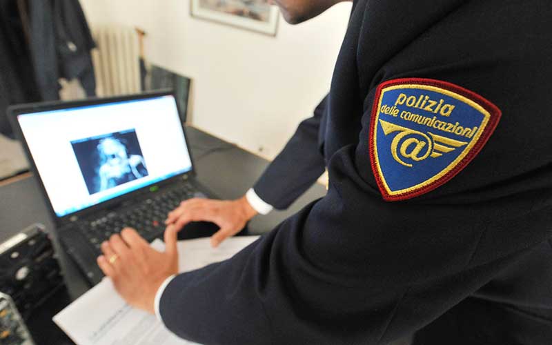 Pedopornografia, Polizia Postale